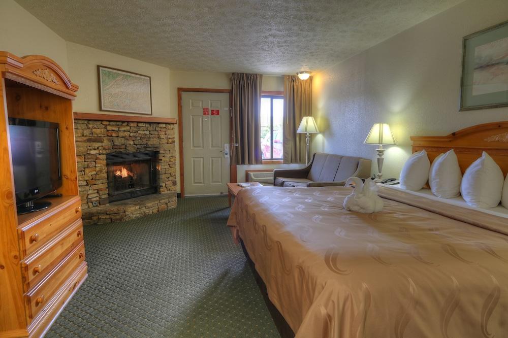 Quality Inn & Suites At Dollywood Lane Pigeon Forge Exterior foto